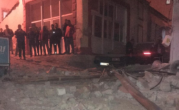 İzmir’de 4.9 büyüklüğünde deprem